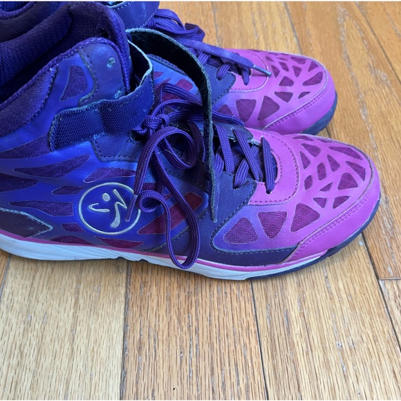 Zumba High Tops Purple Size 9 - Picture 2 of 8